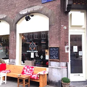  Bed & Breakfast M-square